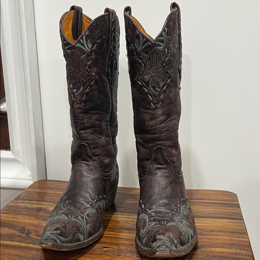 Old Gringo Erin Chocolate Leather Boots
Women's 7